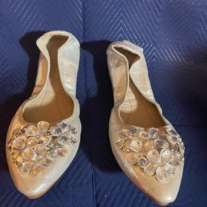 Woman’s flat shoe Size 10